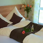 Lohauserhof - Biohof Und 호텔 4*