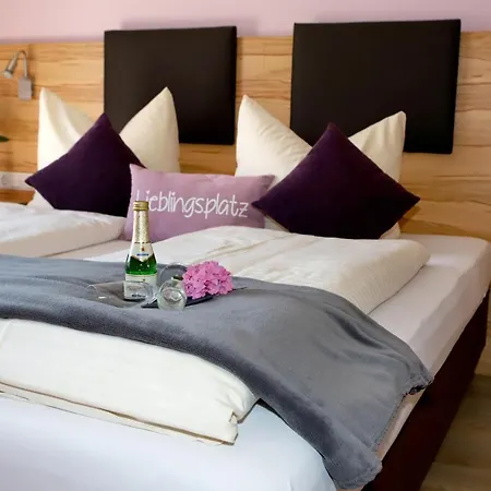 Lohauserhof - Biohof Und 4*