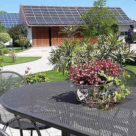 Lohauserhof - Biohof Und Hotel