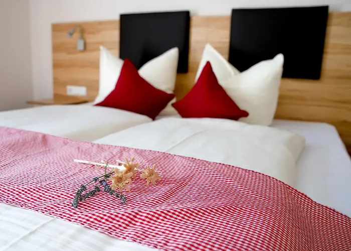 فندق Lohauserhof - Biohof Und 4*